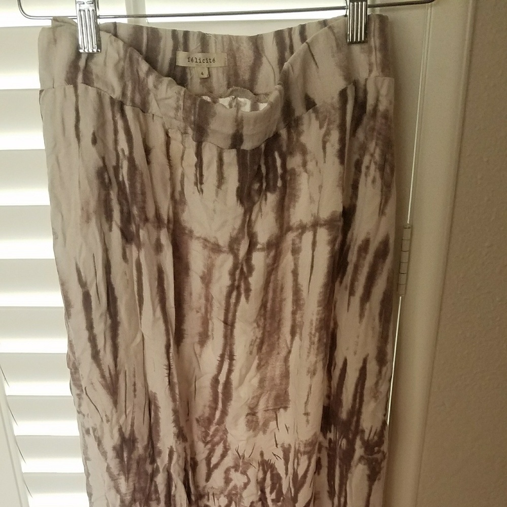 Maxi skirt